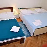 With Parking Space - 17907 罗戈兹尼察