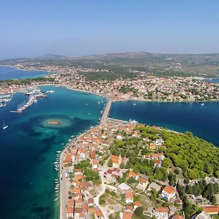 Apartment With A Parking Space Rogoznica - 17907 Rogoznica (Sibenik-Knin)