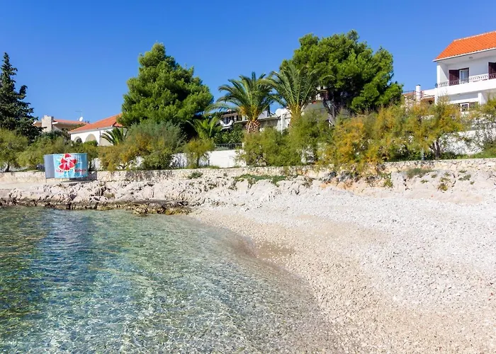 With Parking Space - 17907 Rogoznica (Sibenik-Knin)