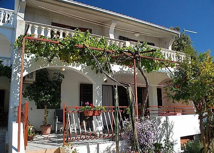 With Parking Space - 17907 Apartamento Rogoznica (Sibenik-Knin)